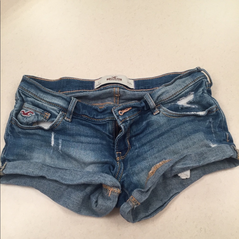 Hollister size 1 (25) jean shorts